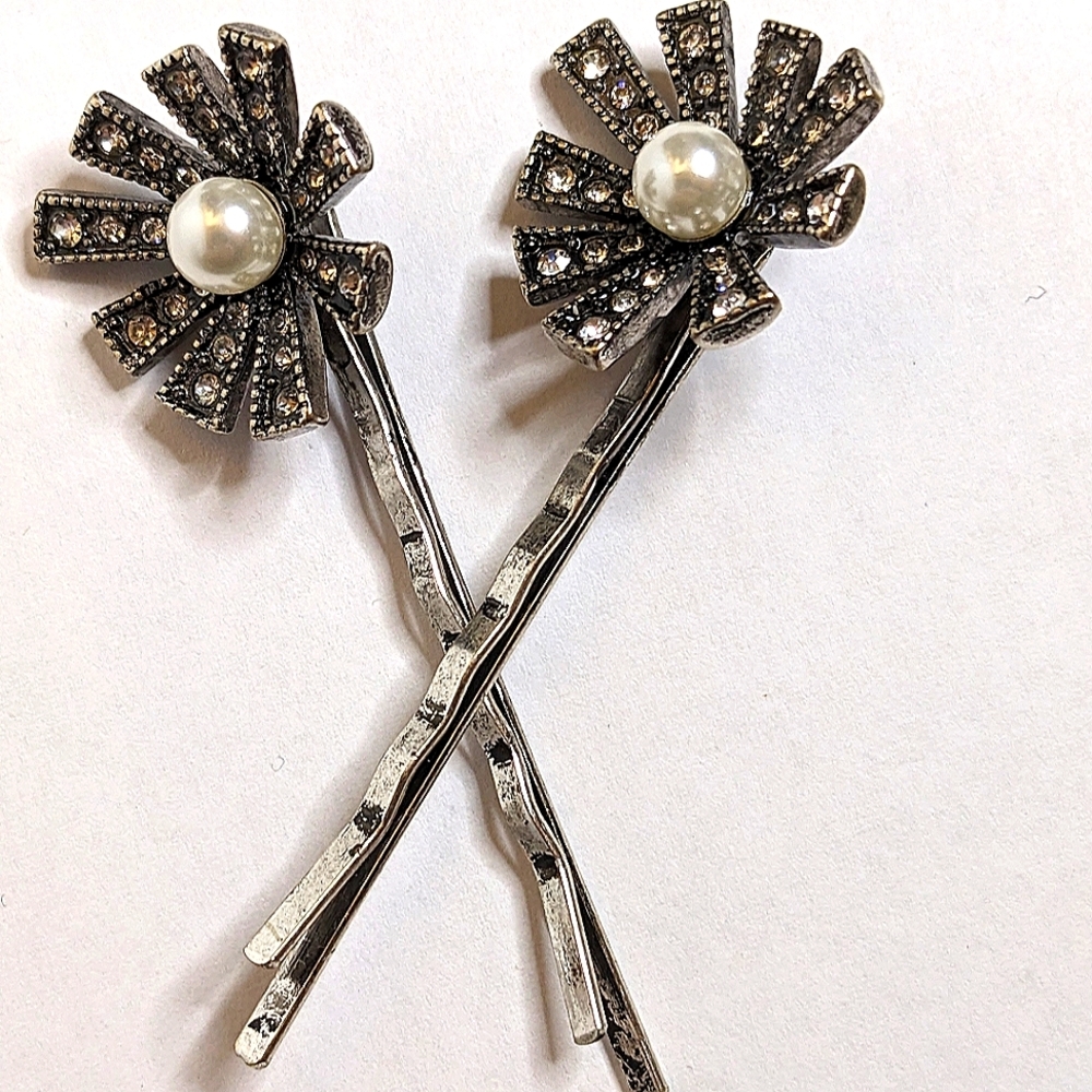 NWT 7 Charming Sisters Silver Tone Simulated‎ Pearl & Rhinestone Hair Pins